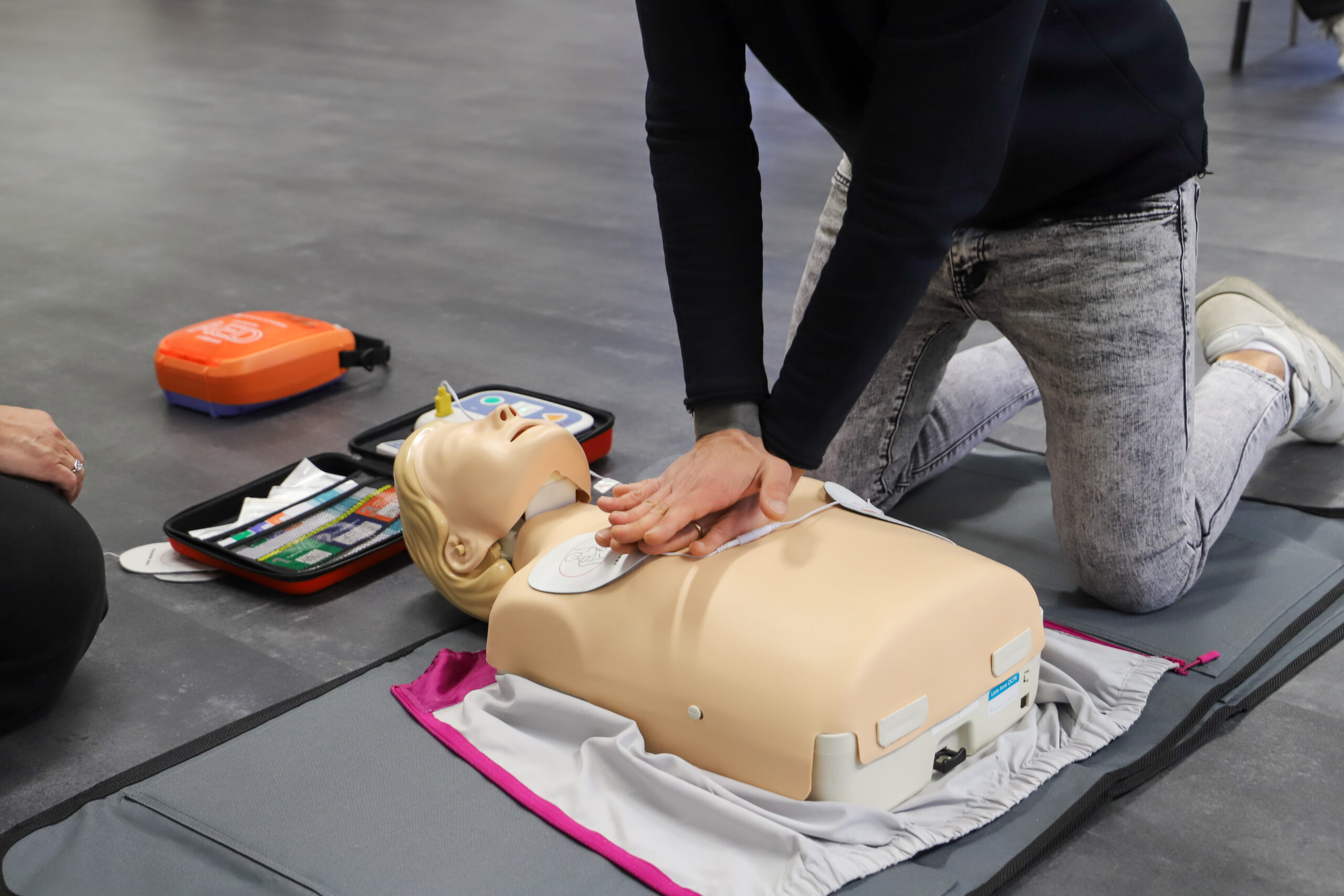 first aid course - company safety - cardiac massage - Basic Life Support